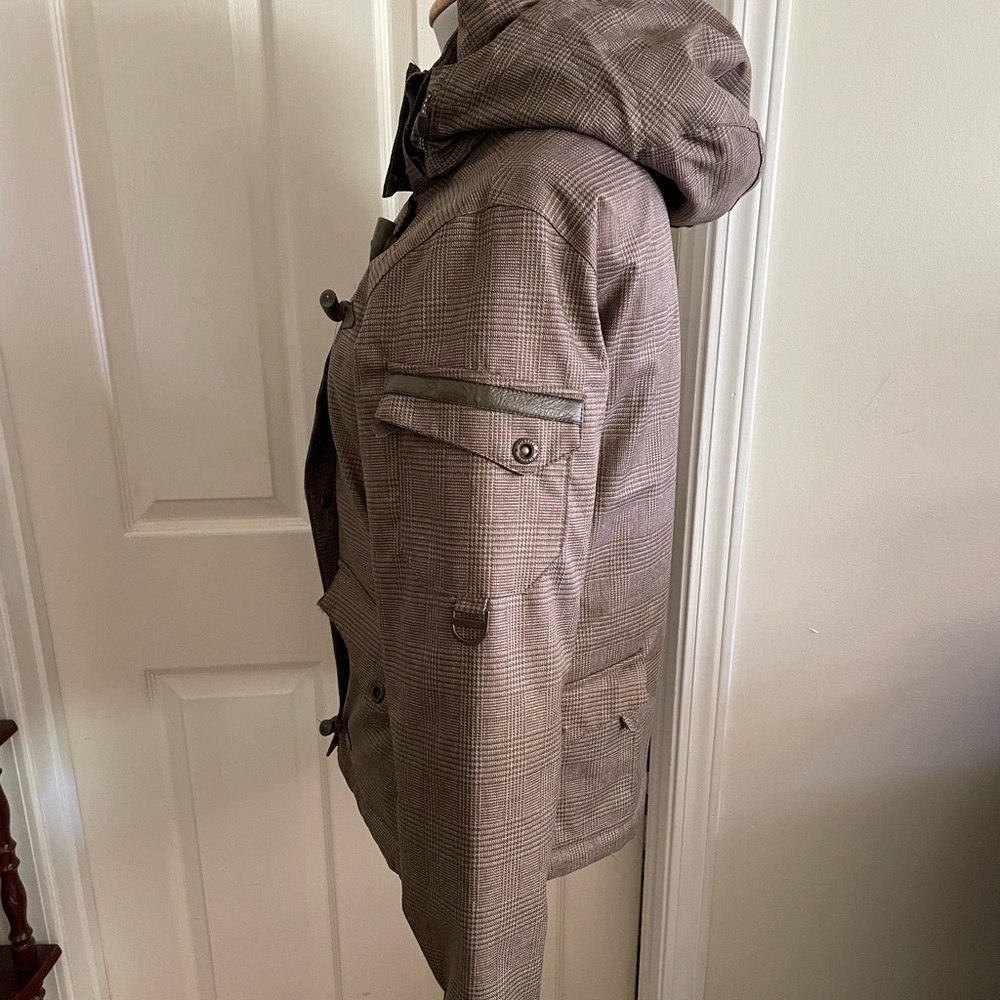 Unique Firefly Jacket - Picture 7 of 16